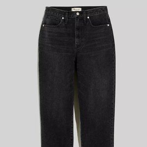 Madewell Petite Baggy Tapered Jeans in Mackinnon Wash